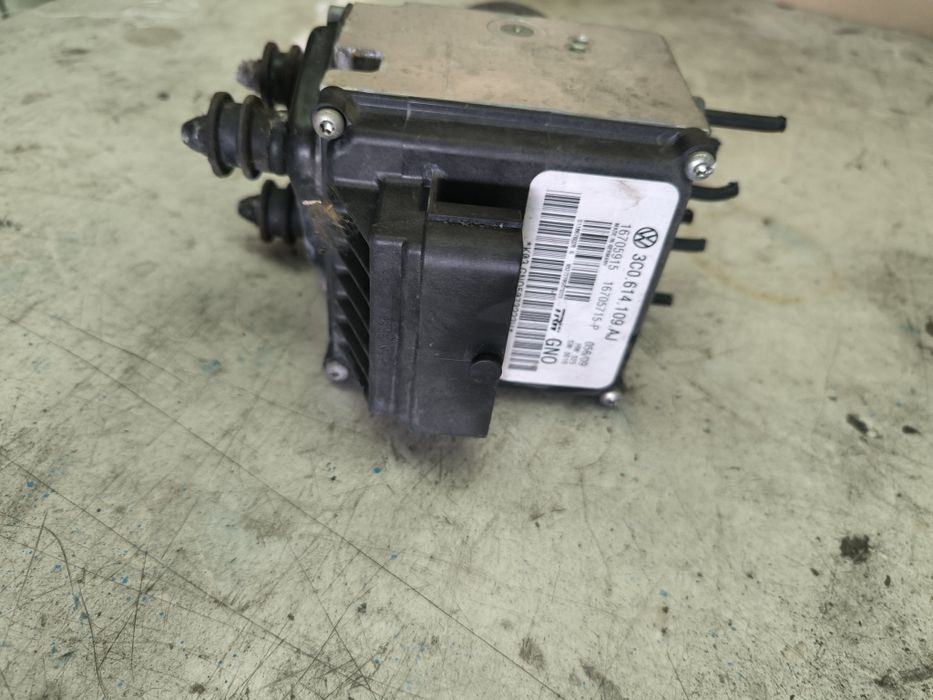 Abs модул за VW Passat B6