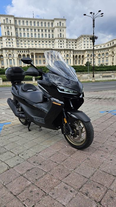 Zontes 368K 2026, 850  km reali, Nou, full, Navigație, Camere video Față-spate