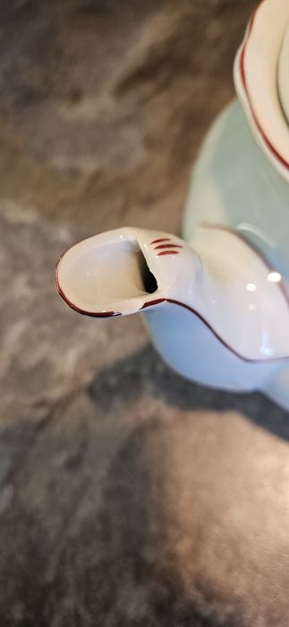 Порцелан - три кани