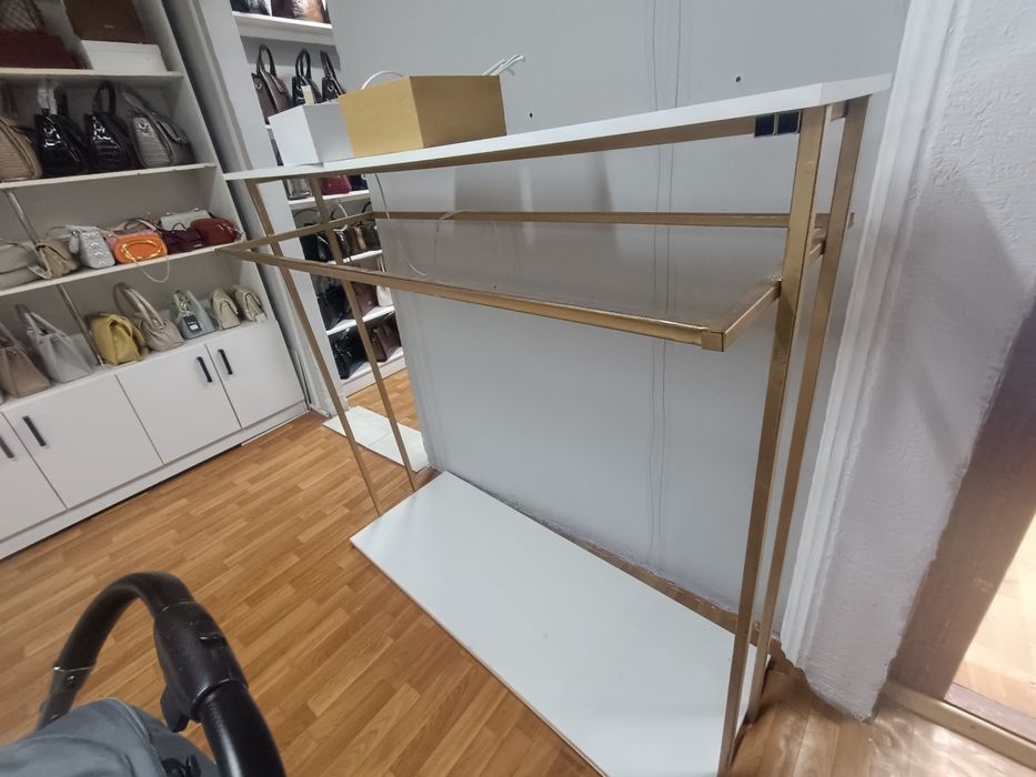 Мебель для магазина