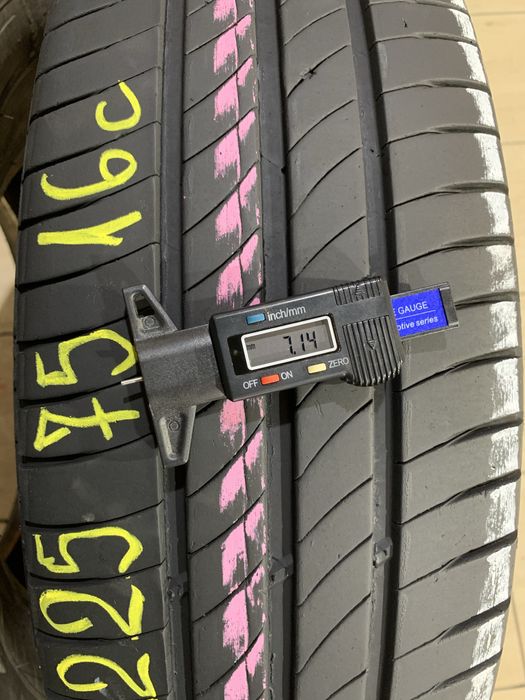 225 75 16C Michelin de vară