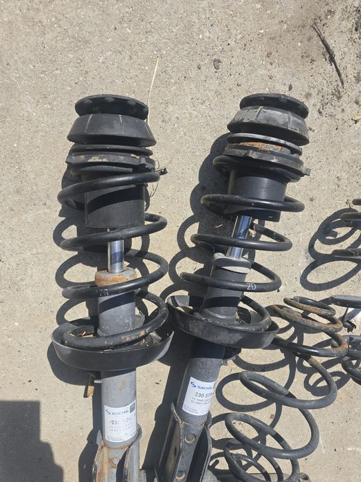 Kit set complet suspensie arcuri si amortizoare fata spate Opel Astra