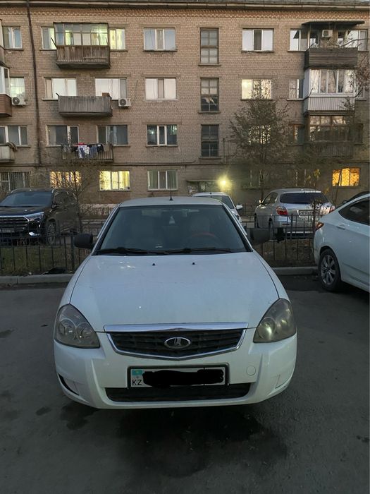 Продам машину приору