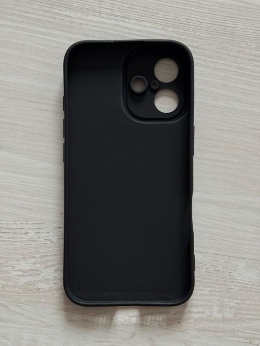 Чехол на iphone 16