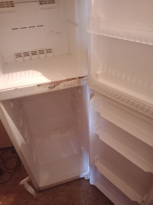 Холодильник/////