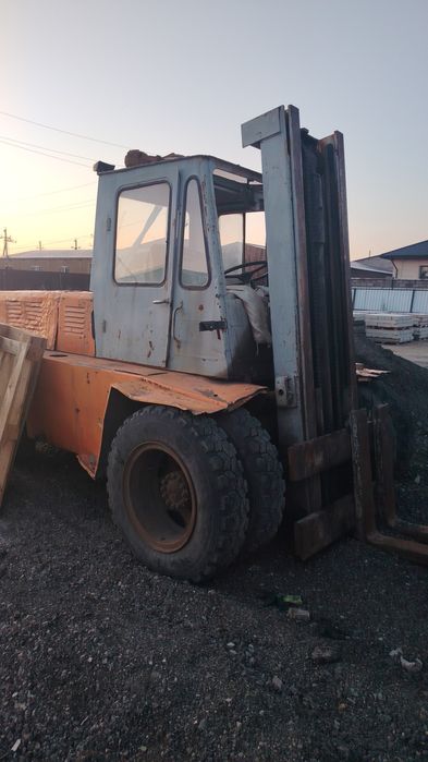 Продам вилочный погрузчик