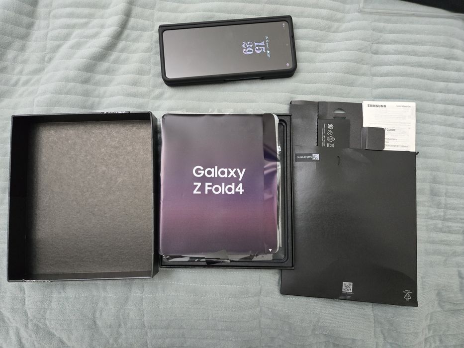 Samsung Z Fold 4