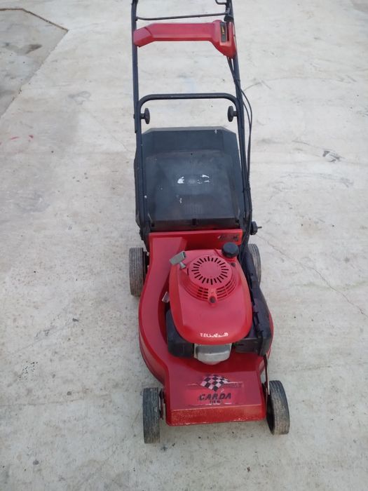 Honda   - cu autopropulsie