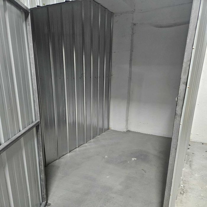 Хранение мебели и вещей рядом с домом | Левый берег