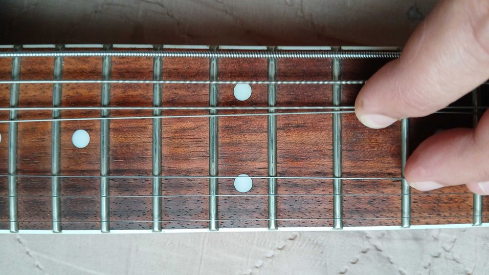 Ibanez RG 7421, 7 струнна електрическа китара