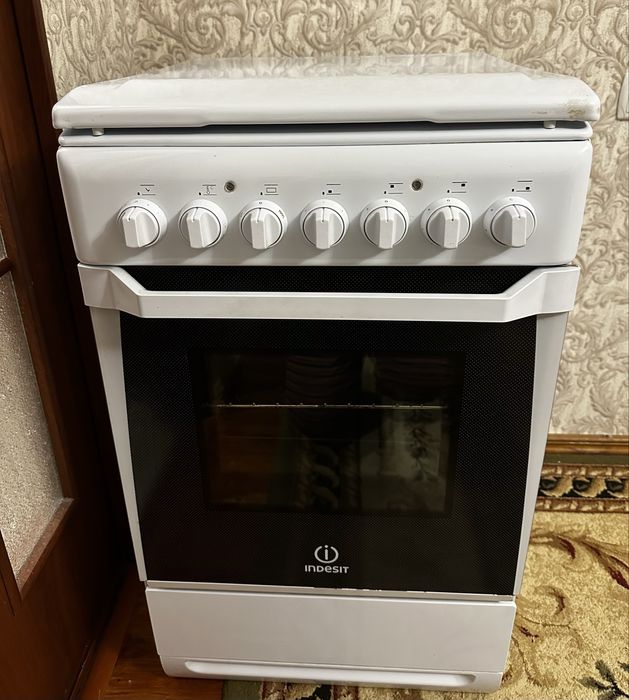 Электрическая плита indesit