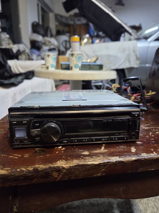 Оригинален плеър Alpine cde-131r
