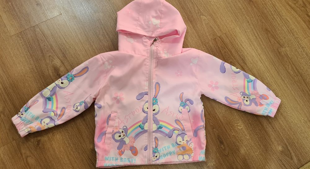 Ветровка на девочку на 6- 7 лет