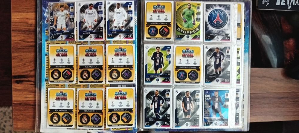 Album match attax pe jumătate