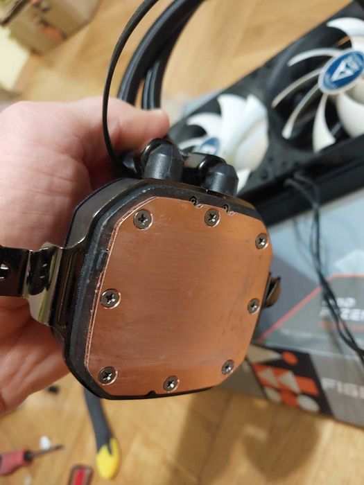 Corsair H100x - 240mm AIO