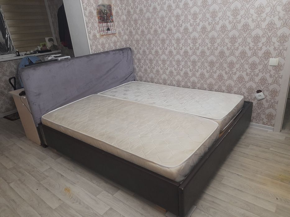 Кроват двухспальный