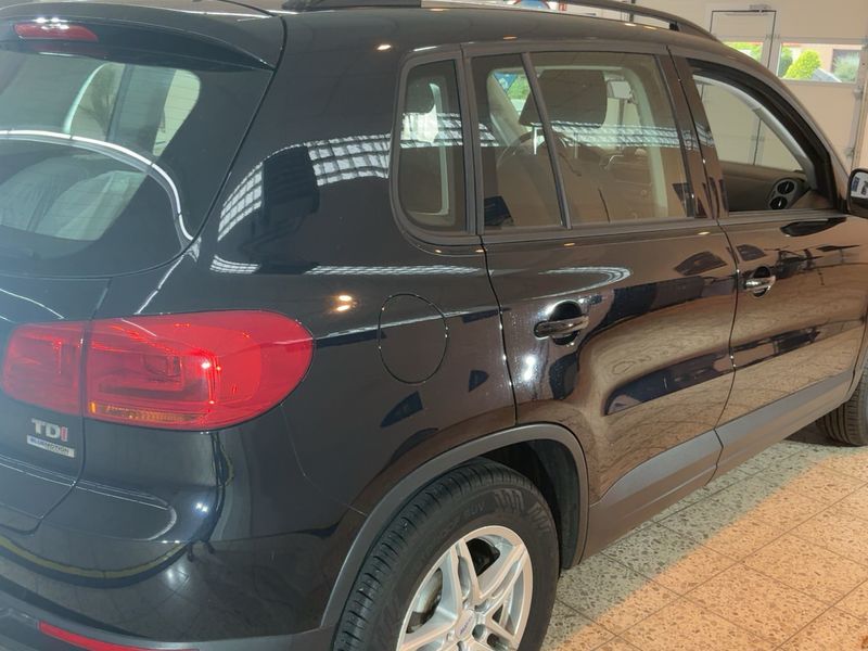 Volkswagen Tiguan 2.0 TDI Cross BlueMotion Tech 2015