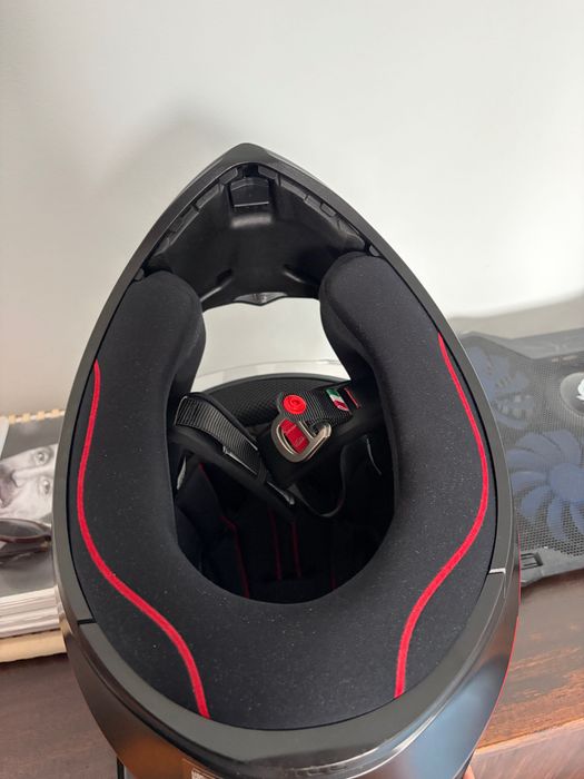 Каска за мотор AGV K1s