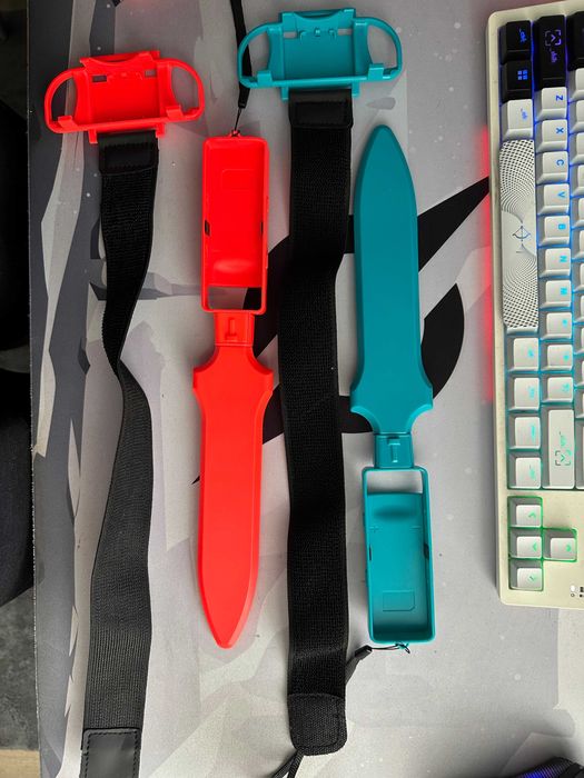 Nintendo Switch [V2] Modat cu CIP, 256 GB, 21 de jocuri + accesorii