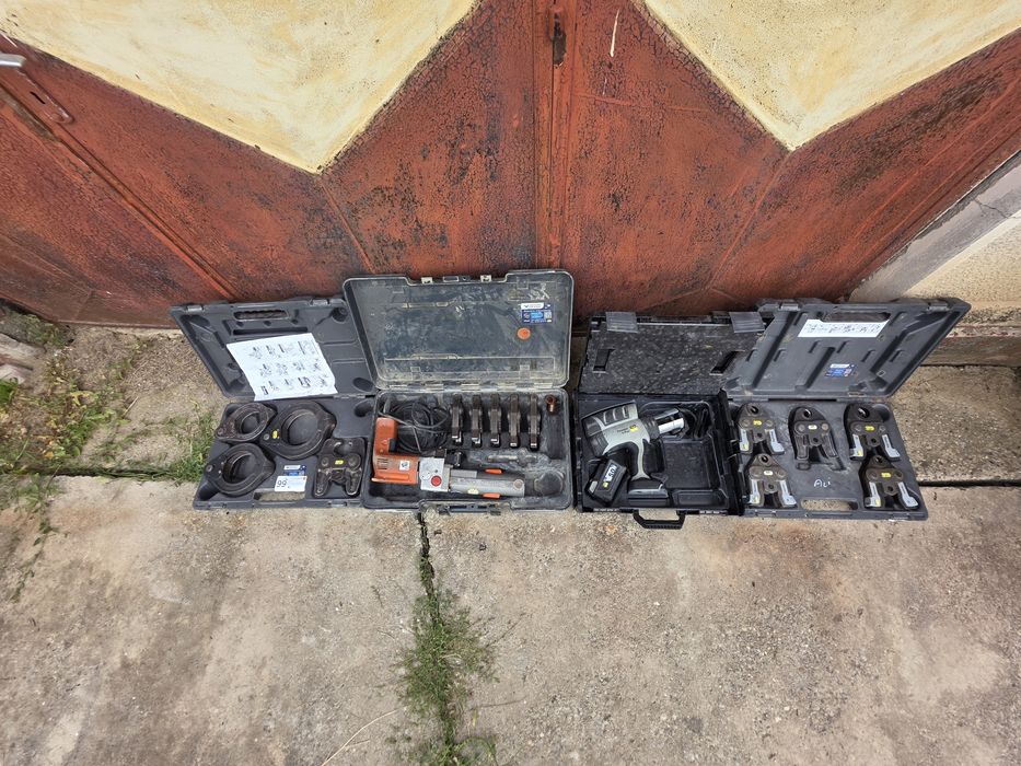 Scule de instalator