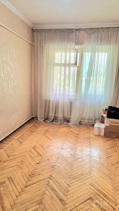 Katta oila uchun Frunzenskiyda shinam 3 xonali kvartira