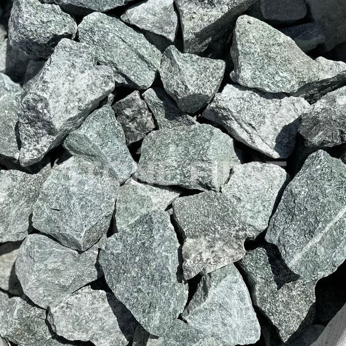 Жадеит Урал колотый (банный камень)