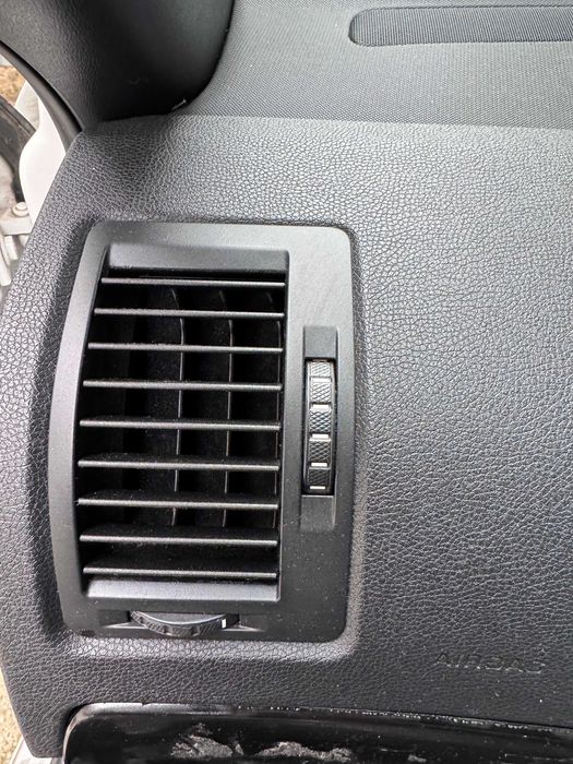 Grila Centrala Ventilatie Aer Laterale Skoda Octavia 2