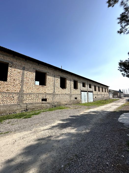 Уй (ховли, участка) сотилади 10 соток 12 та хона, каробка холатида