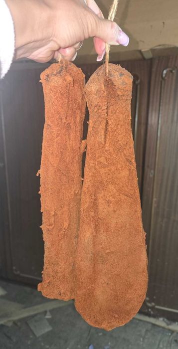 Телешко в собствен сос.