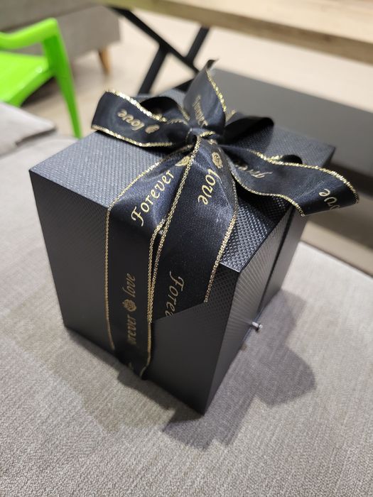 Кутия за бижу с роза