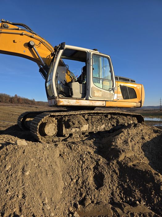 Vand Excavator Liebherr 906 an 2013
