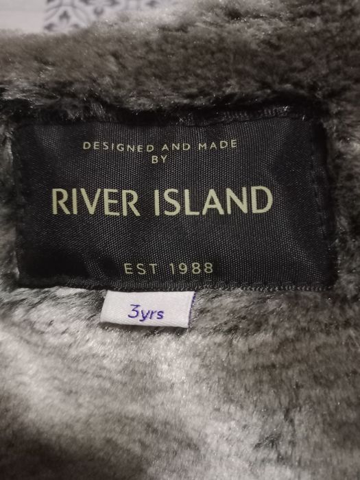 Куртка на мальчика 2-3 лет