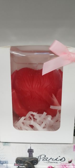 Свещи в различни форми