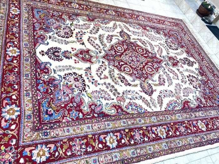 Elegant covor persan-Ghom-Iran-lana-manual-impact vizual-Olanda