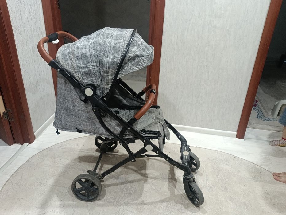 Продам детскую коляску