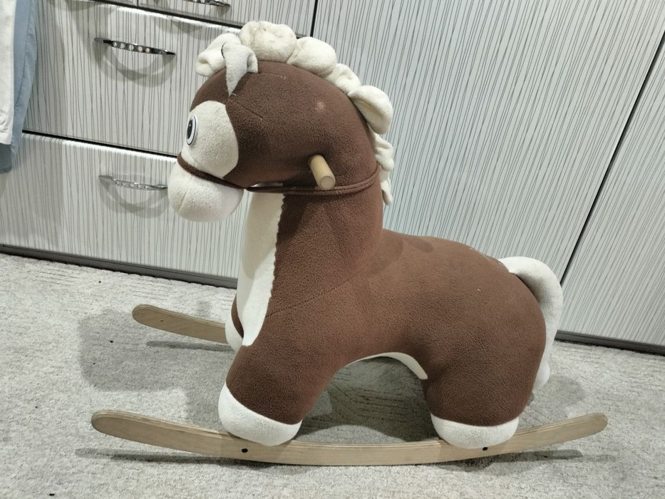 Продам лошадку - качеля.