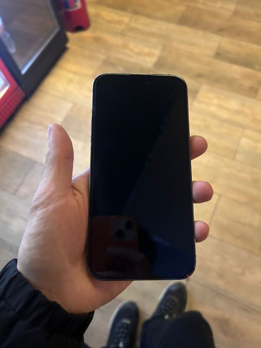 Продам iphone 14 pro max на 256гб