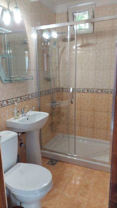 Închiriez apartament 2 camere etajul 3