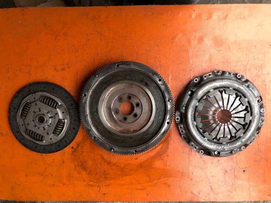Kit ambreiaj VW Polo 1.2tdi masa simpla C0584680/03P105273