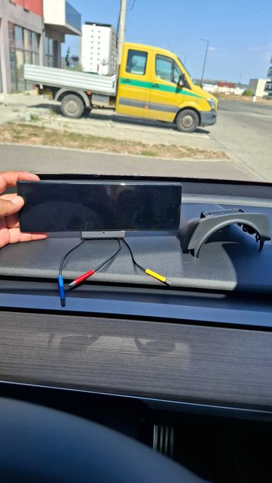Display Tesla frontal