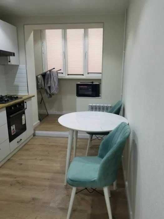 Аренда квартира Метро Мирзо-Улугбек 2-комнат р-н Чиланзар-8 кв