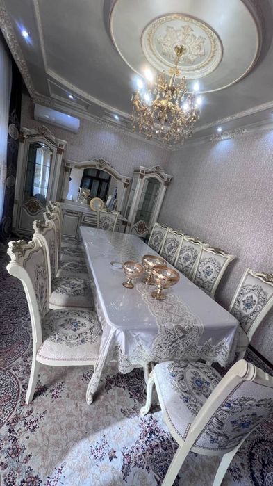 Rasimdigi stul stol va hamma mebellar sotiladi