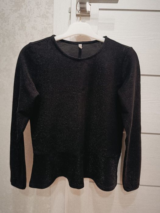 Кофта с баской на девочку