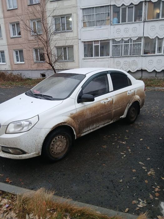 Продам машину шевроле нексия