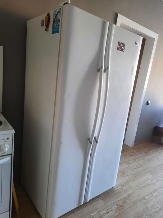 Продается Холодильник