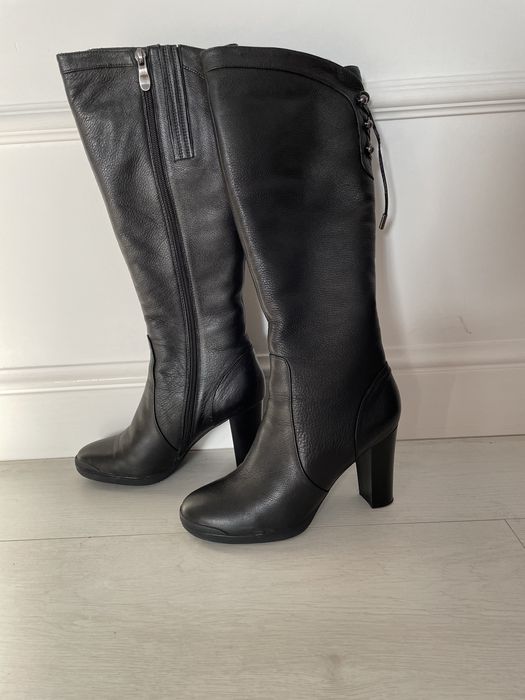 Зимние б/у женские сапоги