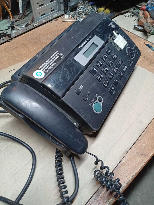Продам Факс Panasonic