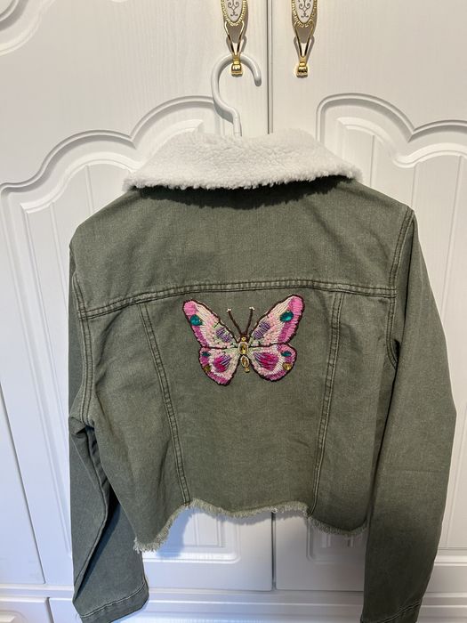 Geaca de blugi handmade fluture