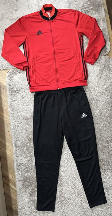 Мъжки спортен екип Адидас
