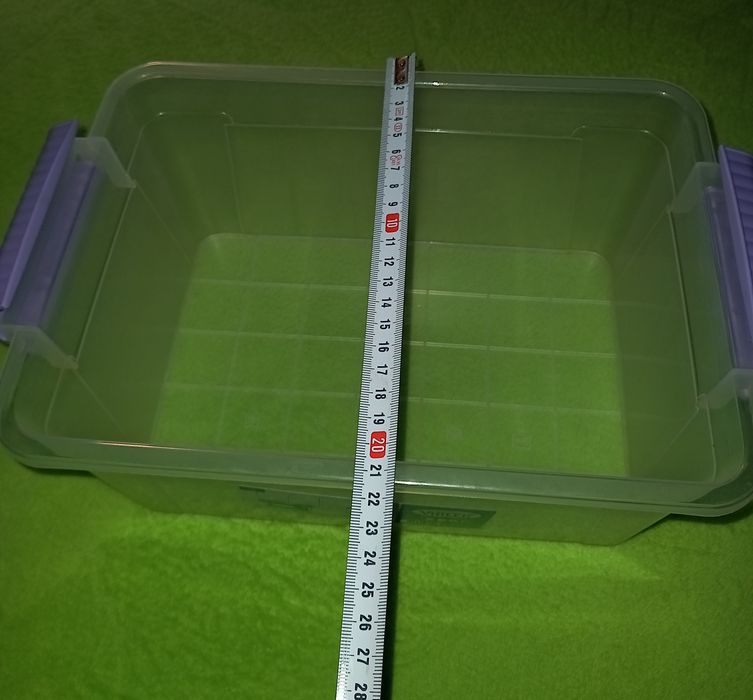 Голями  кутий с капаци